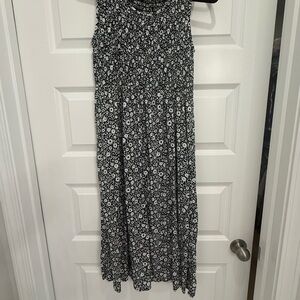 Croft & Barrow Monochrome Floral Maxi Dress